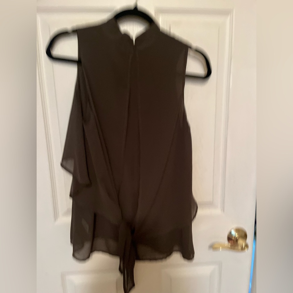 Elegant Women's Sleeveless Top